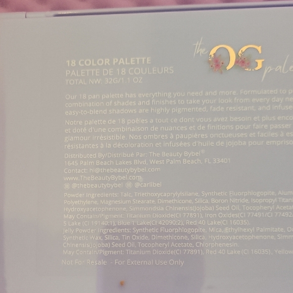 Eyeshadow Palette - Multi-Color - Picture 3 of 3